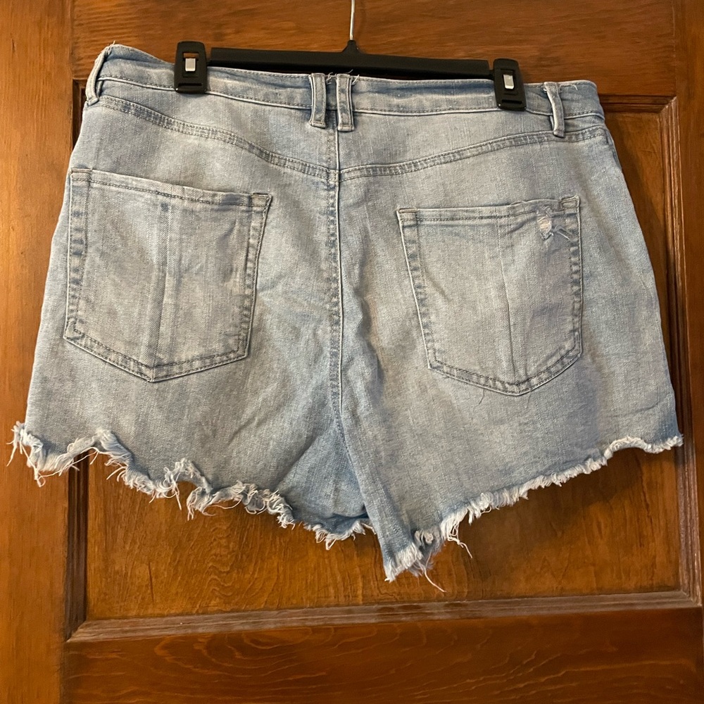 Light Wash, High Wasted Jean Shorts - Picture 2 of 2